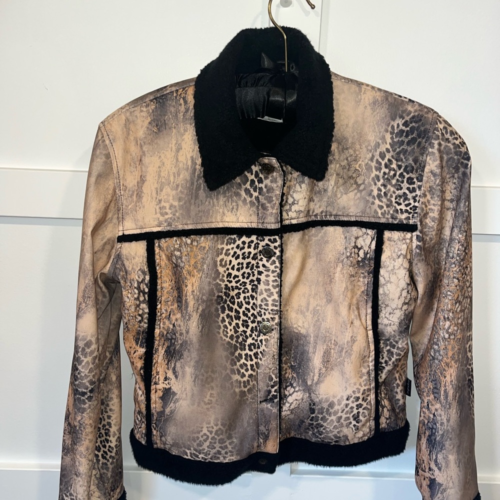 Impulse - leopard jacket with Sherpa-lime lining